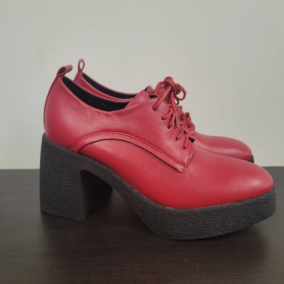 Chucky tie up red heel shoes 9.5 - Picture 3 of 7